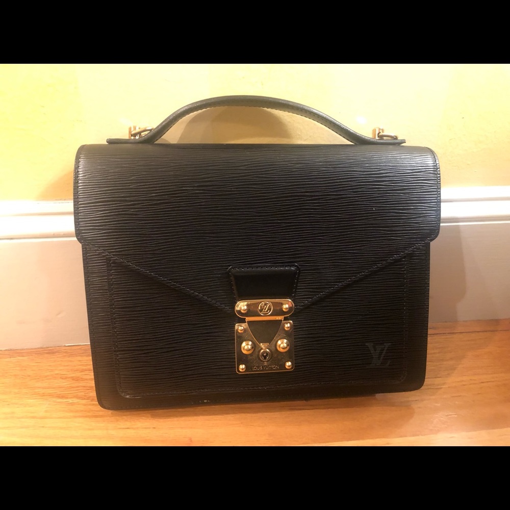 LV BAG